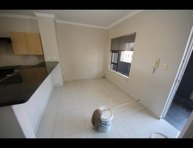 2 BEDROOM PROPERTY TO RENT IN SANDTON CBD